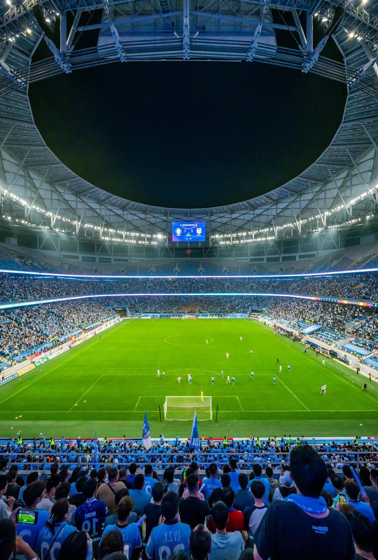  拉齐奥更衣室发声备战葡超窗口期里昂调整名单以备足总杯，集结日纽卡斯尔调整名单以备法国杯直接炸裂