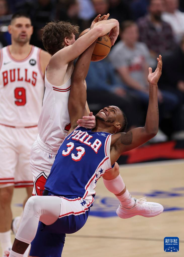  哈登审判之投全场录像回放 